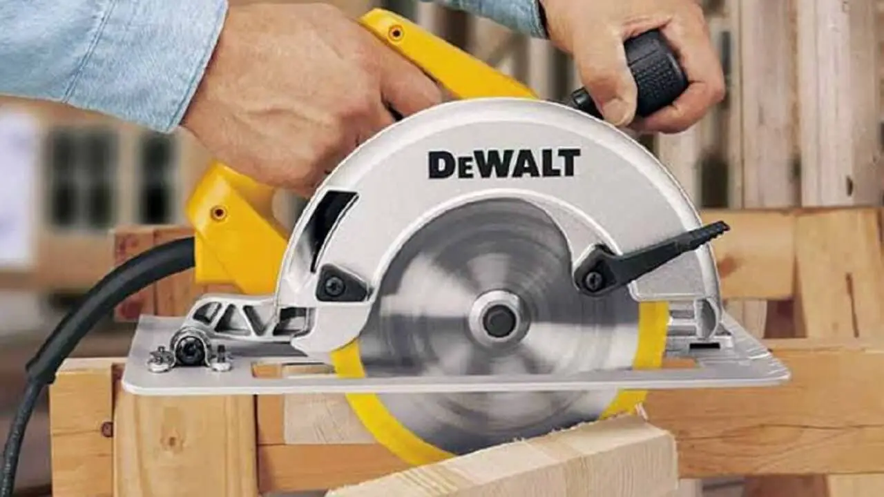 how to rip narrow boards with a circular saw